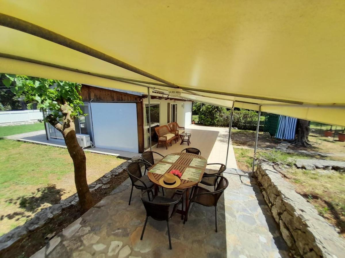 Katia cottage Kassiopi Esterno foto